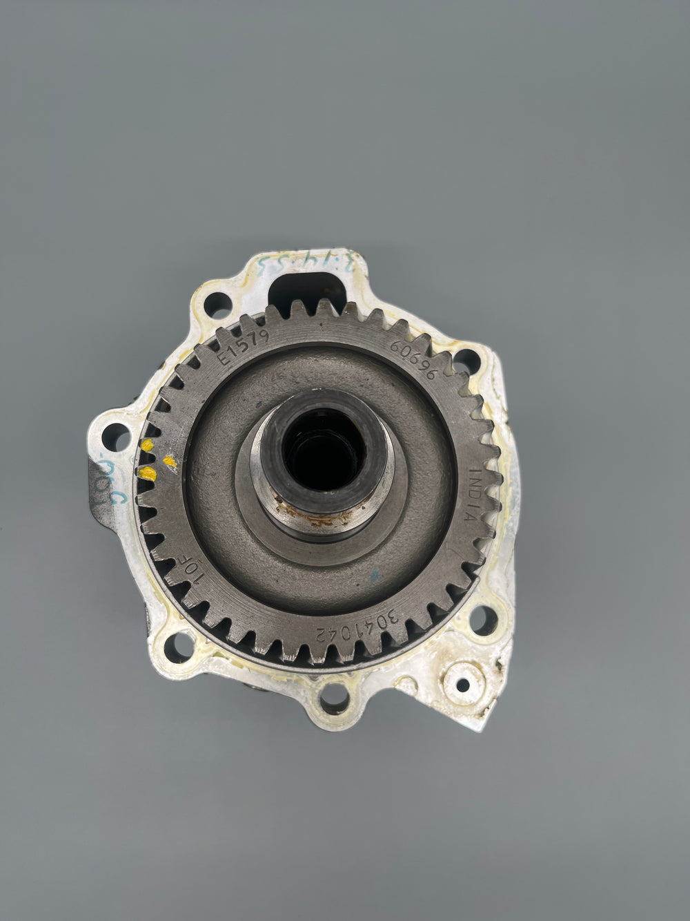 Antriebswelle Kraftstoffpumpe 3896045 – Welle (Drive)